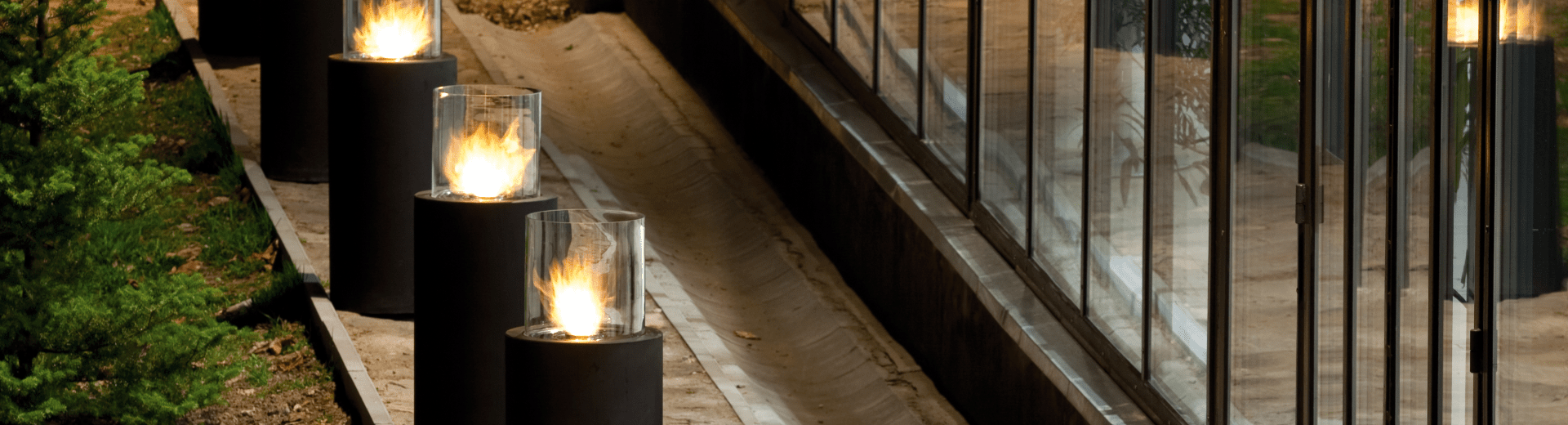 Totem patio fire column