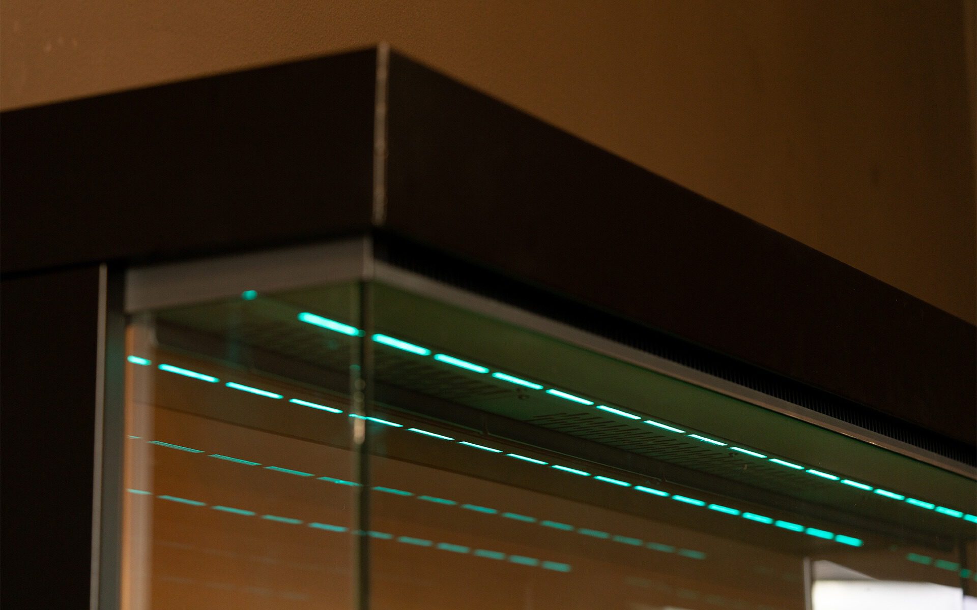 electric insert fireplace illumination
